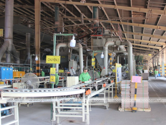 Cty gạch men Hoàng Gia