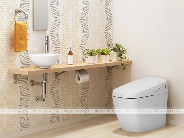 Bồn cầu thông minh Inax